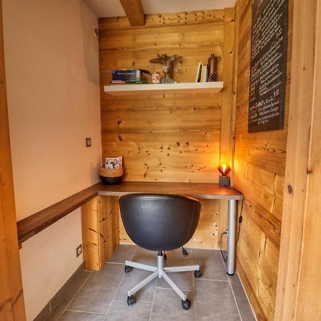 Duplex 2 Chambres Avec Grande Terrasse, Animaux Acceptes, A Samoens - Fr-1-642-77 Luaran gambar